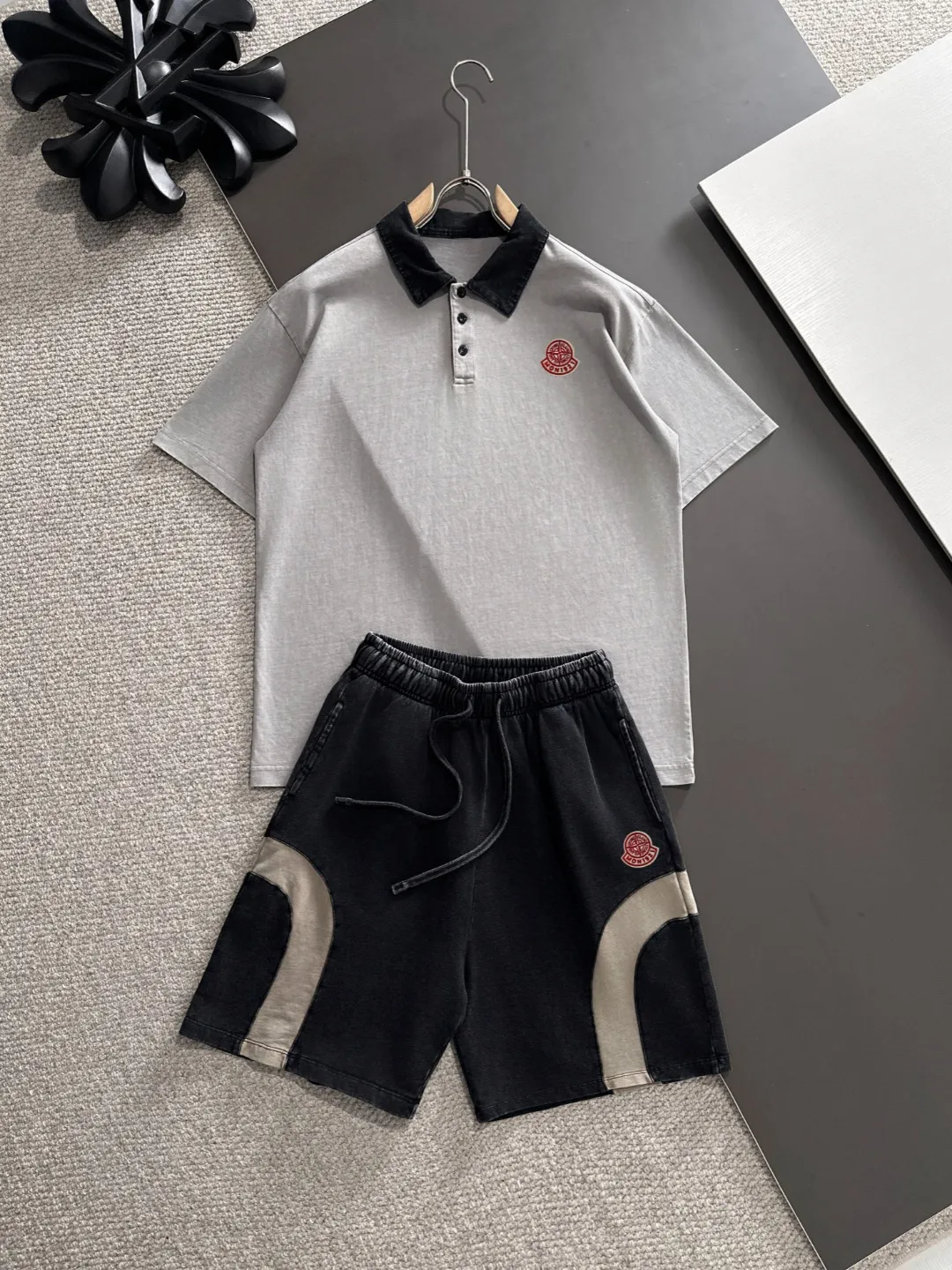 Next day shipping P460 Stone lsland/stone island high quality 2025 spring and summer new casual heavy industry suit exclusively developed by yb! High quality production! Imported custom-made fabrics for foreign orders, with high breathability and comfort, impeccable details, brand element design concept, delicate and soft feel! It presents a casual cut and the upper body shape is great! On sale simultaneously on the official website! From a high-end men's positioning brand, the low-key luxury taste is irresistible! Exquisite workmanship and impeccable quality! The overall style is simple, fashionable and timeless, fully meeting the requirements of stylish and tasteful dressing! Size: S-XXL
